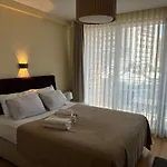 Taksim Cozy Flat With Swimming Pool, Sauna And Ac